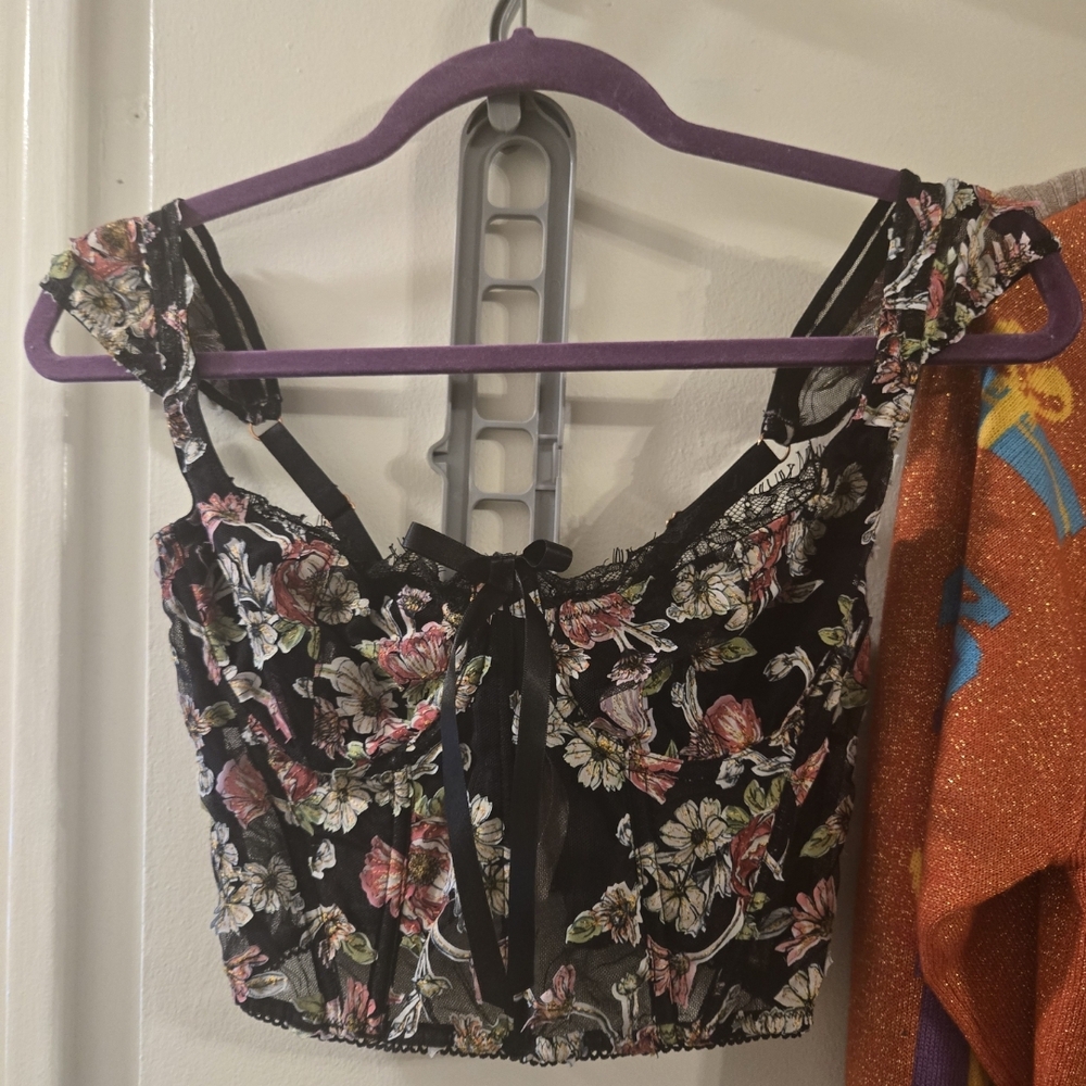 Floral Black Crop Top